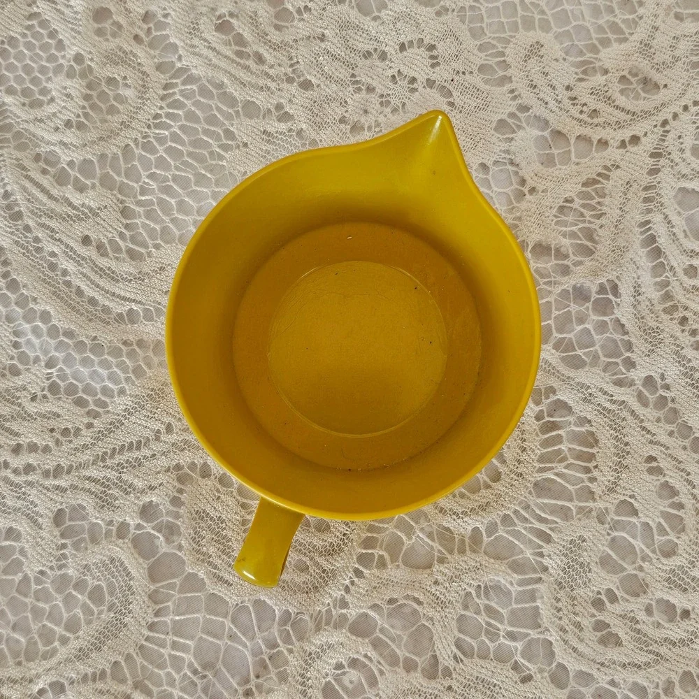 Yellow Melamine Pitcher Creamer Gravy Boat with‎ Handle Spout